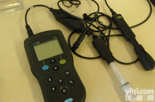 特价美国<em>哈希</em><em>HQ11d</em>便携式数字化ph测定仪<em>酸度计</em>