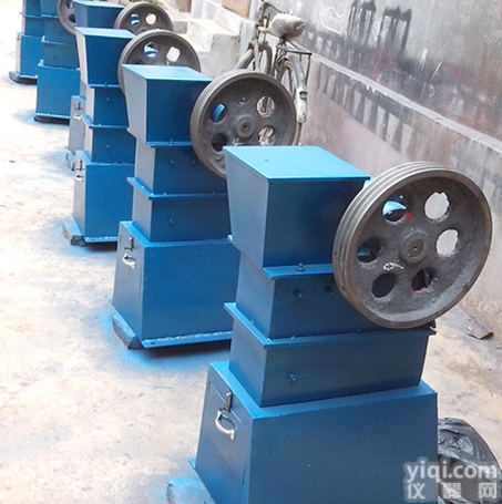 <em>颚式</em><em>破碎机</em>/EP系列<em>颚式</em><em>破碎机</em>/<em>鹤壁</em>鑫诚信仪器仪表有限公司
