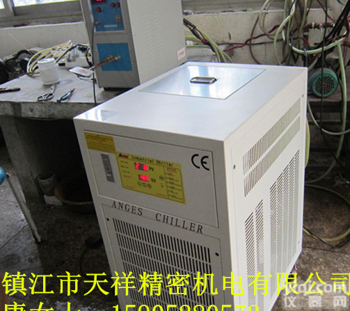 供应工业冷水机专业生产厂家设备齐全<em>售后</em><em>服务完善</em>