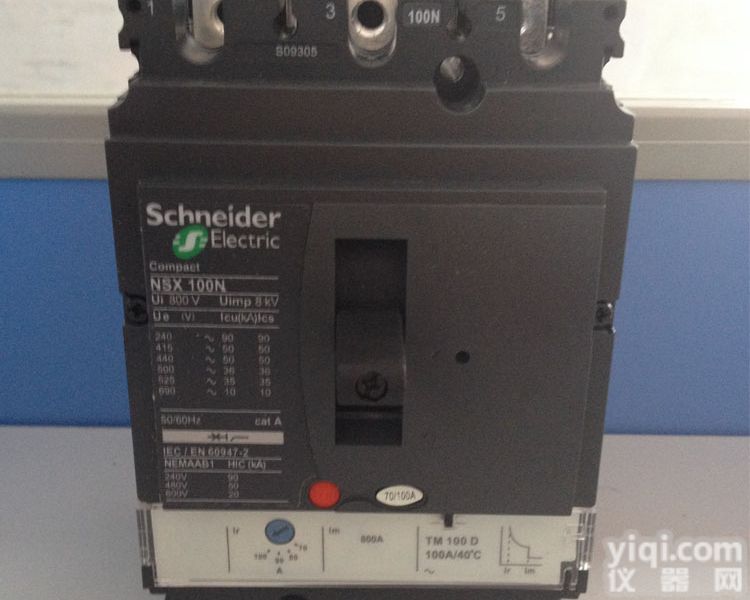 施耐德空 NSX-100N/3P 100A <em>塑壳</em>式<em>断路器</em> 空气<em>开关</em> 现货
