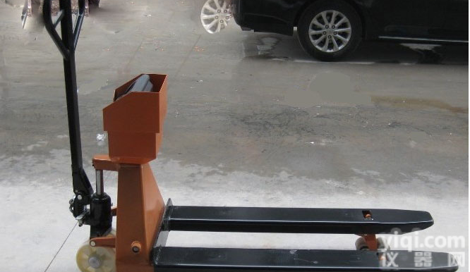 <em>益阳</em>1吨<em>叉车</em>秤1T手推液压<em>叉车</em>秤厂家直销
