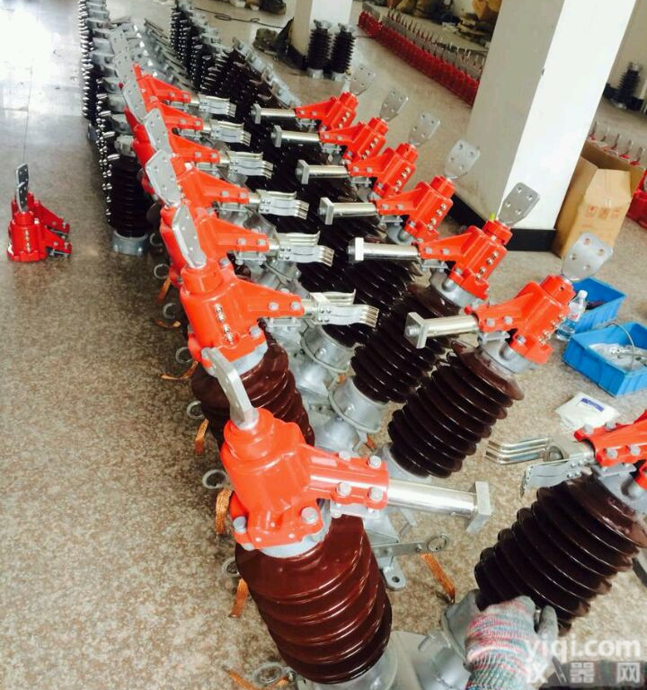 供应35KV户外高压<em>隔离开关</em>GW5-40.5/<em>630</em>