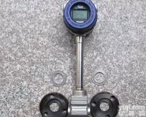 特价全新汉字显示 LUGB 涡街<em>流量计</em> 气体 空气 蒸汽 <em>管道式</em><em>流量计</em>