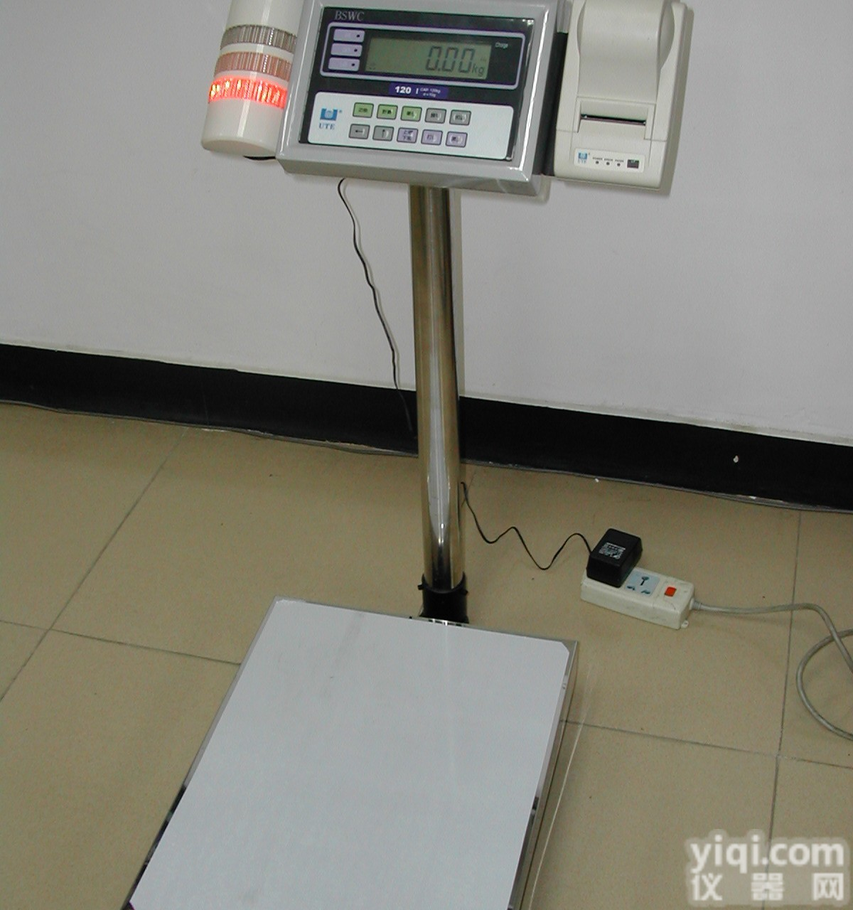 <em>反应釜</em><em>电子秤</em>，上下限报警<em>反应釜</em>专用<em>电子秤</em>