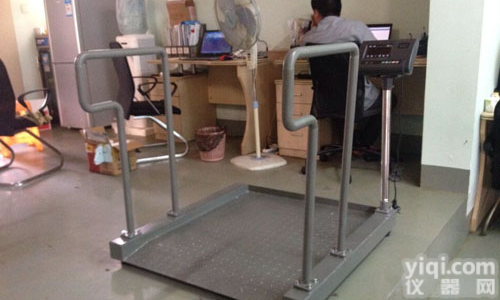 <em>血透</em><em>轮椅</em>秤，<em>血透</em>部<em>碳钢</em><em>轮椅</em>秤