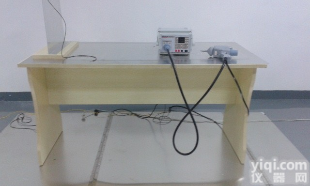 深圳<em>静电</em>放电发生器专用试验桌/<em>静电</em>测试桌<em>批发</em>价