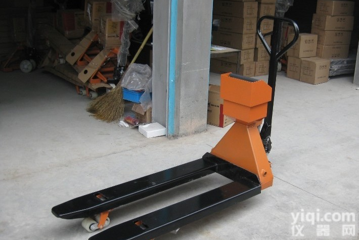 <em>叉车</em>秤移动地<em>磅秤</em>,手推液压称重<em>叉车</em>厂家直销