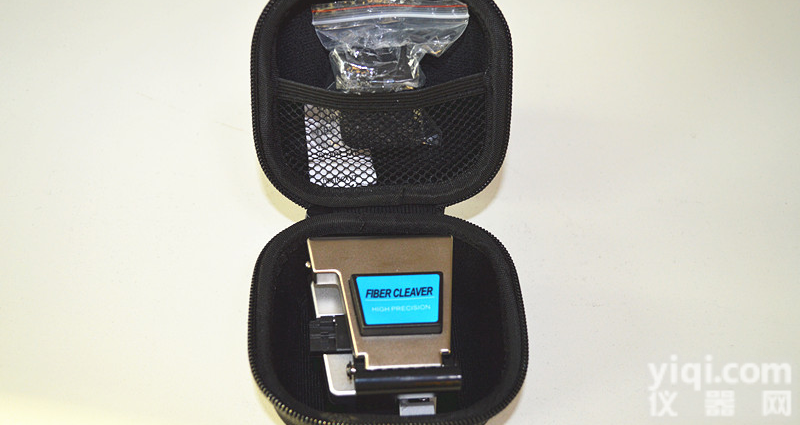 <em>光纤</em><em>切割</em>刀、高精度<em>切割</em>刀、万维<em>光纤</em><em>切割</em>刀