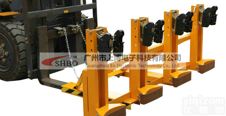 叉车专用<em>油桶</em>夹（四桶重型<em>油桶</em>夹具）<em>油桶</em>抓桶器