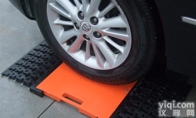 西德力汽<em>车轴</em>荷<em>称重</em><em>设备</em>触感