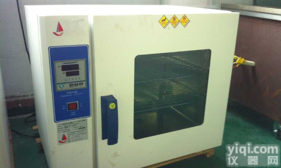 电热鼓风<em>干燥箱</em>生产厂家 <em>恒温</em><em>干燥箱</em>价格 深圳倍耐<em>尔特</em><em>干燥箱</em>供应