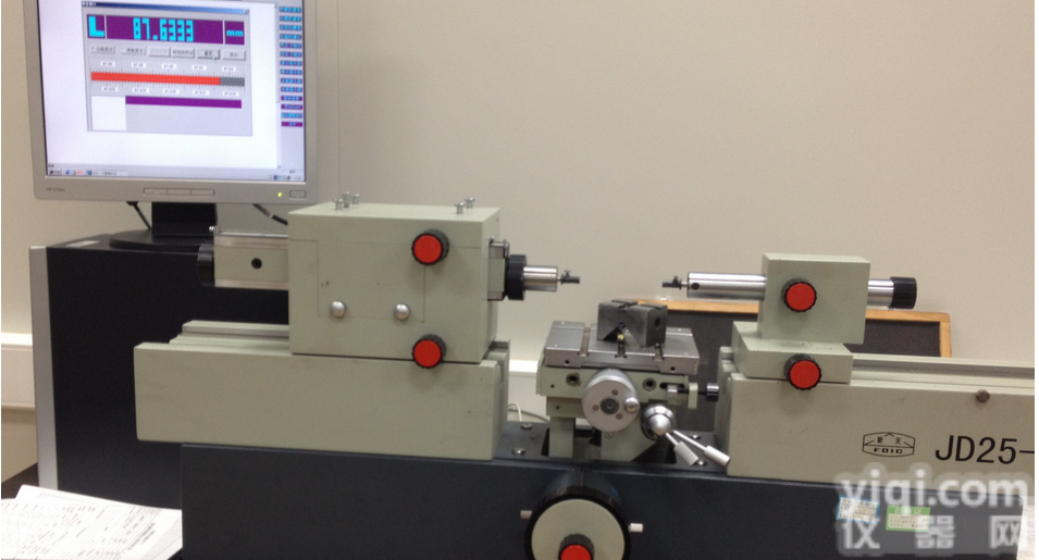 <em>新天</em>数据处理<em>万能</em>测长仪JD25-C，带有软件和电脑