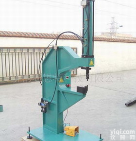 螺栓<em>螺母</em> <em>压铆机</em> 无铆钉<em>铆接机</em>4/8吨