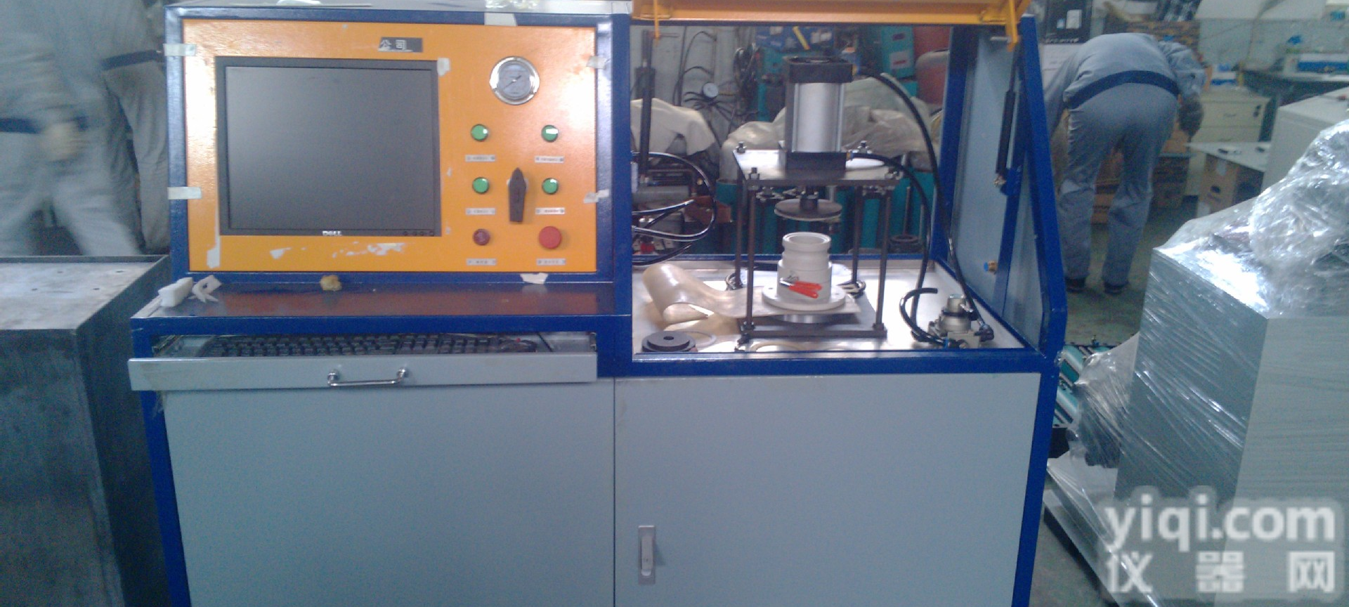 超<em>高压</em>水压增<em>压机</em>  水压爆破<em>试验台</em>