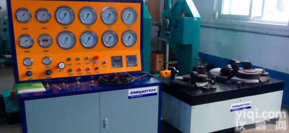<em>高低压</em>安全阀压力<em>测试机</em>   安全阀检测台