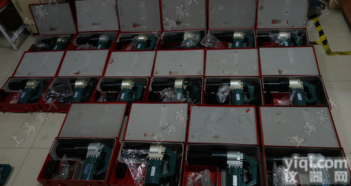2000N.m高强扭剪型<em>电动扳手</em>/终紧扭剪型高强<em>螺栓</em><em>电动扳手</em>价格
