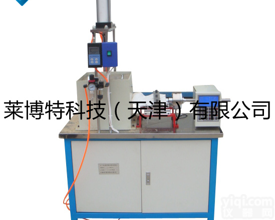 <em>土工</em>布<em>织物</em>平面内水流量水平渗透仪-SL/T235-2012