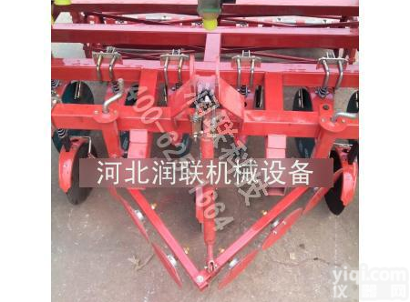 汾阳农机小麦<em>施肥</em><em>播种</em>机 FN-6农机小麦<em>施肥</em><em>播种</em>机多少钱一台