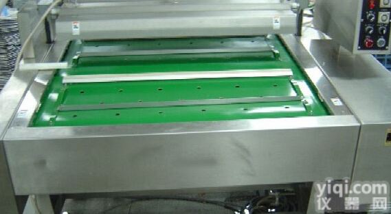 <em>南充</em><em>连续式</em>真空包装机 DZ(Q)-1000<em>连续式</em>真空包装机行业领先