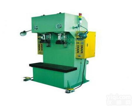 北票<em>小型</em>单柱<em>液压机</em> <em>小型</em>单柱<em>液压机</em>63T低价促销