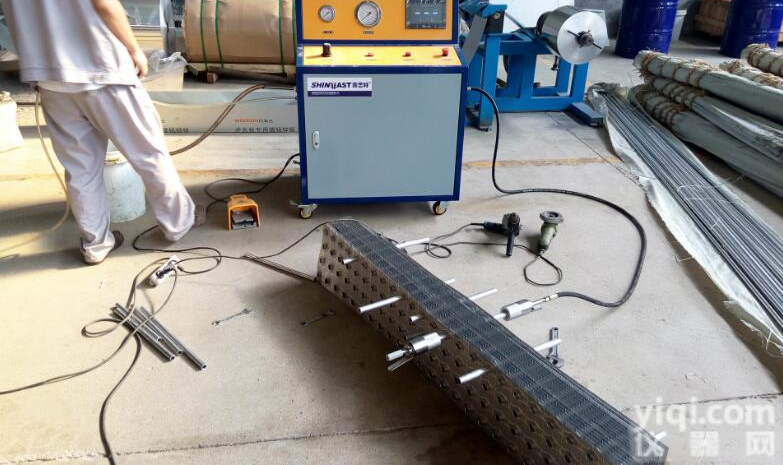 高压<em>水压</em>胀管机 散热器胀管设备 <em>制冷设备</em>扩管设备