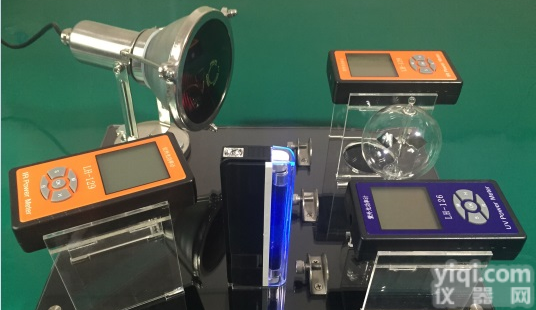 <em>太阳膜</em><em>展示架</em>