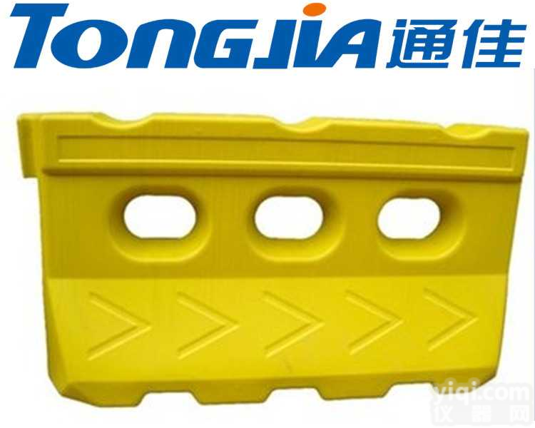 水马围挡防撞桶<em>生产设备</em>生产机器设备生产<em>厂家</em>吹塑机