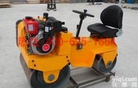 合肥<em>座驾</em>式<em>压路机</em> JKZ－85<em>座驾</em>式<em>压路机</em>产品的详细说明