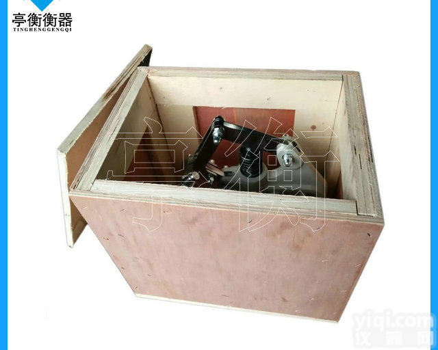 切圆形<em>面料</em>用<em>取样</em>刀，手压式带压杆<em>取样</em>刀