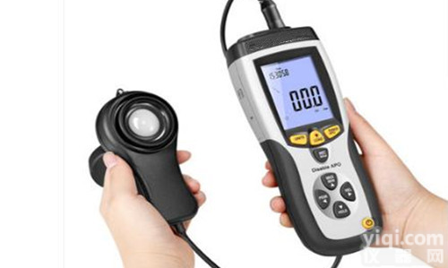 专业<em>照度计</em> FS-8808<em>便携式</em><em>照度计</em>