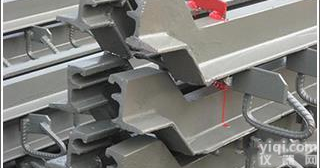 河北途顺 <em>桥梁</em><em>伸缩缝</em> E80型<em>伸缩缝</em> 多组式公路<em>桥梁</em><em>伸缩缝</em>