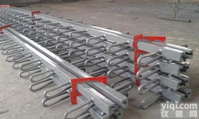 河北途顺 <em>梳齿</em>型 gqf-c40型d80型<em>桥梁</em>模数式毛勒<em>伸缩缝</em>装置