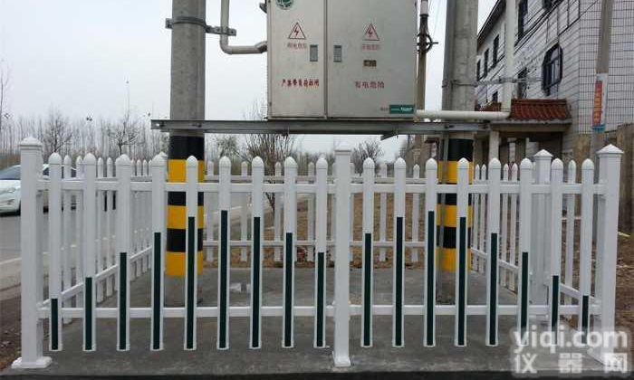 厂家直销变压器<em>护栏</em>围栏pvc塑钢草坪<em>护栏</em>学校栅栏草坪花园草坪防<em>护栏</em>