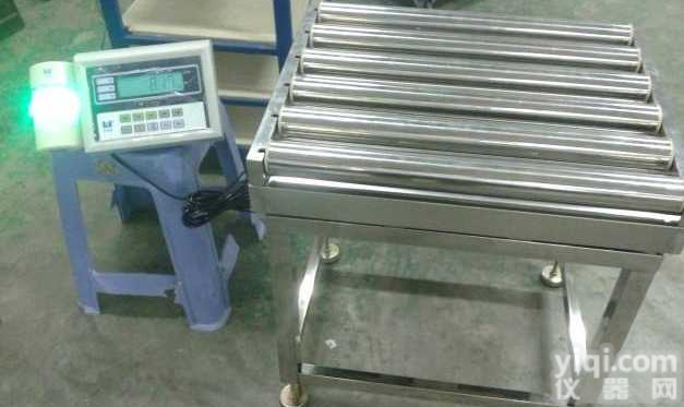 皮带<em>滚筒</em>秤-<em>流水线</em><em>滚筒</em><em>台秤</em>