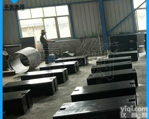 平板形包钢<em>砝码</em>，1吨<em>钢包</em>铁<em>砝码</em>