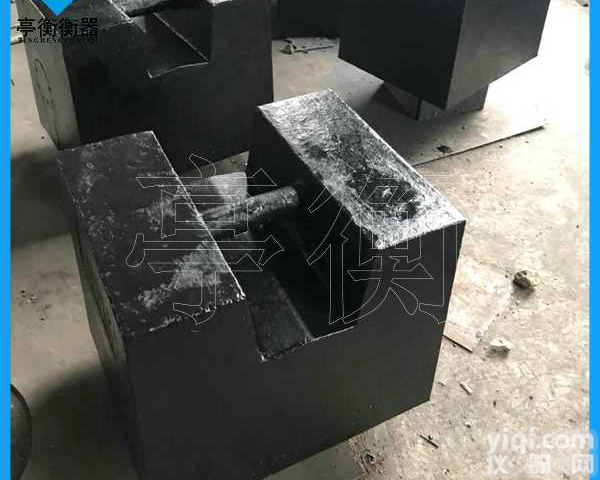 1T锁形<em>铸铁</em><em>砝码</em>，<em>灰口铁</em>配重<em>砝码</em>