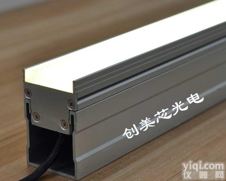 LED<em>埋地线条灯</em>带