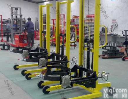 <em>脚踏</em>轻松电子称圆桶车,<em>升高</em>倒料<em>油桶</em>秤生产厂家