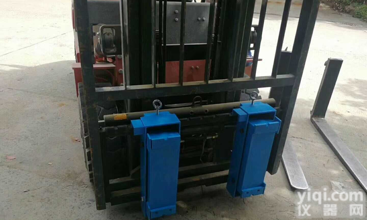 柴油<em>叉车</em>改装<em>电子秤</em>,电动<em>叉车</em><em>加装</em>秤找上海厂家