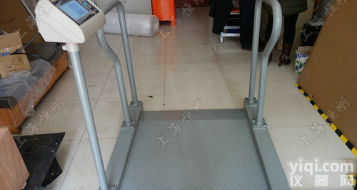 原装双面<em>扶手</em><em>轮椅</em>秤，带<em>扶手</em>双面引坡<em>轮椅</em>称