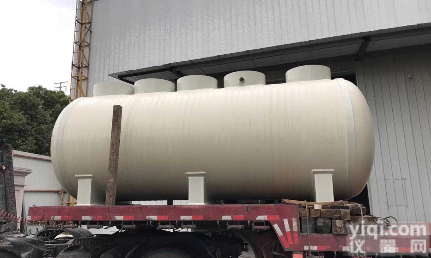 <em>卧式</em>PPH<em>储罐</em>  定制生产