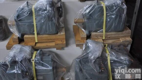 优势<em>叶片</em>泵 日本<em>YUKEN</em>油研<em>液压泵</em>PV2R14-10-184-F-RAAA-31