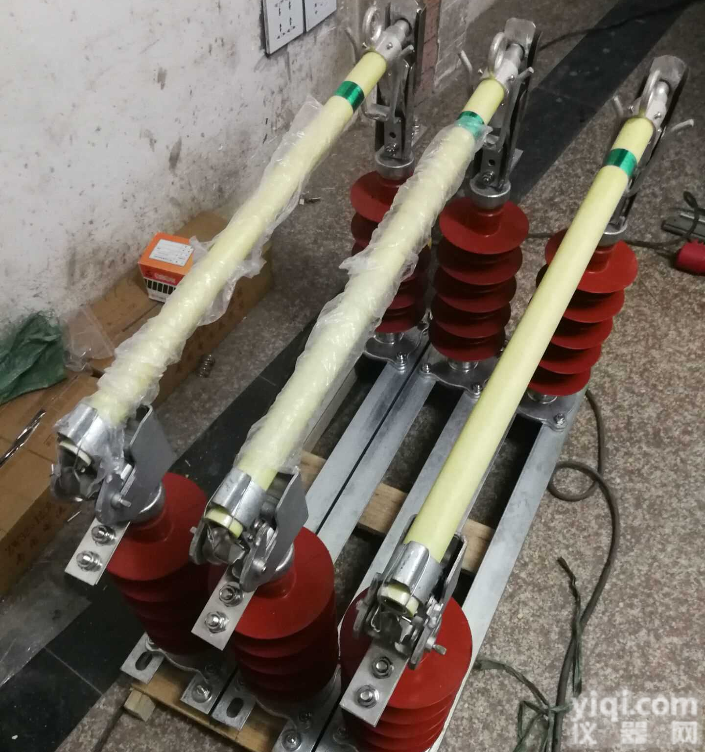 高原型HRW5-35<em>防风</em>型<em>高压</em><em>熔断器</em>