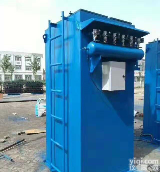 泊头汉润专业生产脉冲布袋<em>除尘器</em>价格低质量好<em>欢迎订购</em>
