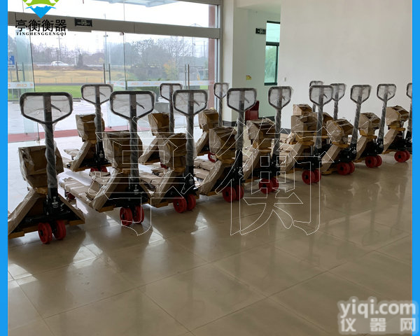 湖州手压叉车秤报价，能称<em>托盘</em>的<em>搬运车</em>