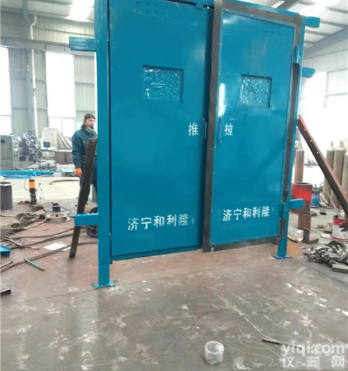 供应swm<em>煤矿</em><em>井下</em><em>矿用</em>风门和利隆生产结构独特使用简单