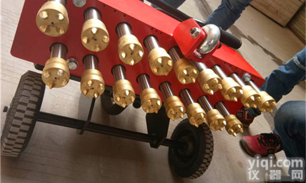 深圳打毛自动行走式凿<em>毛机</em><em>代理商</em>在哪@科学研发