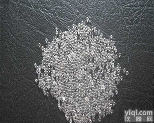 <em>厂家</em>直销填充珠<em>玻璃微珠</em>用途 重力毯填充 黑点少