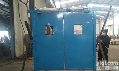 双扇对开<em>平衡</em><em>风门</em><em>定做</em>生产，3天可发货