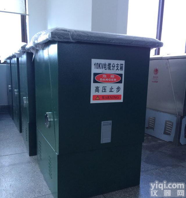 一<em>进一</em>出高压<em>电缆</em><em>分支</em>箱、DFW-12不锈钢一进二出分接箱、不带开关
